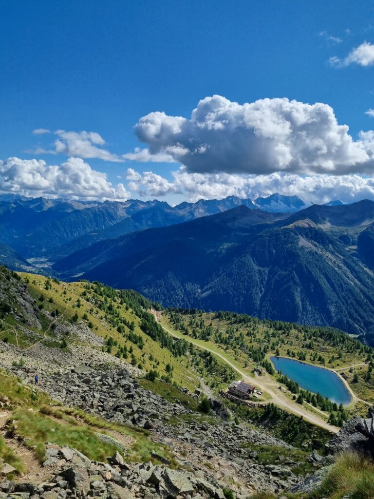 Lago ai Piani del Vioz e Rifugio Doss dei Gembri
